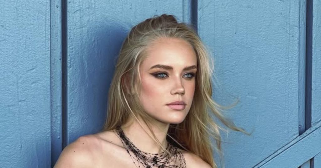 Freelance vs Salon Makeup in Dubai