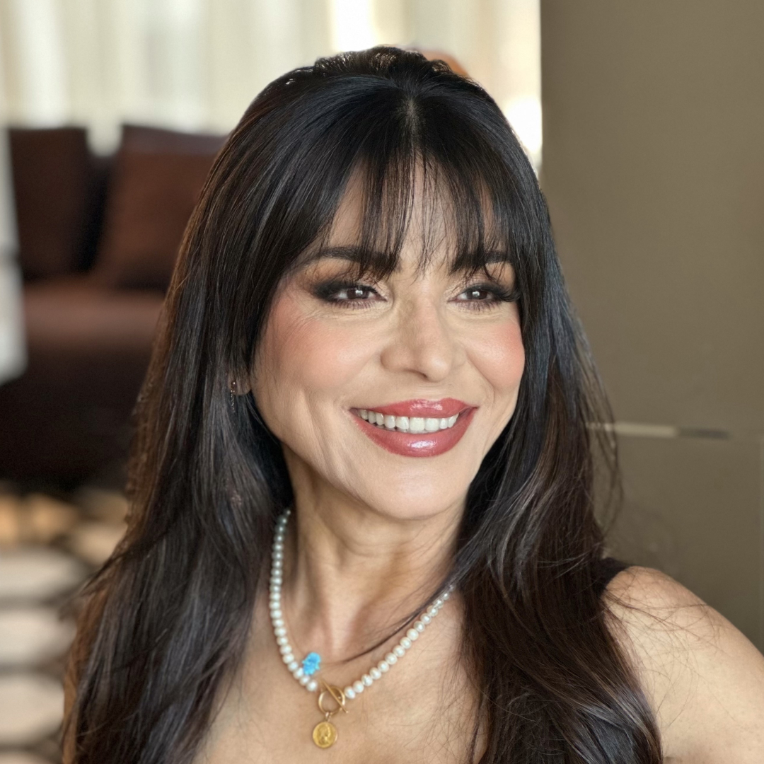 mobile makeup and hair in dubai for customer after