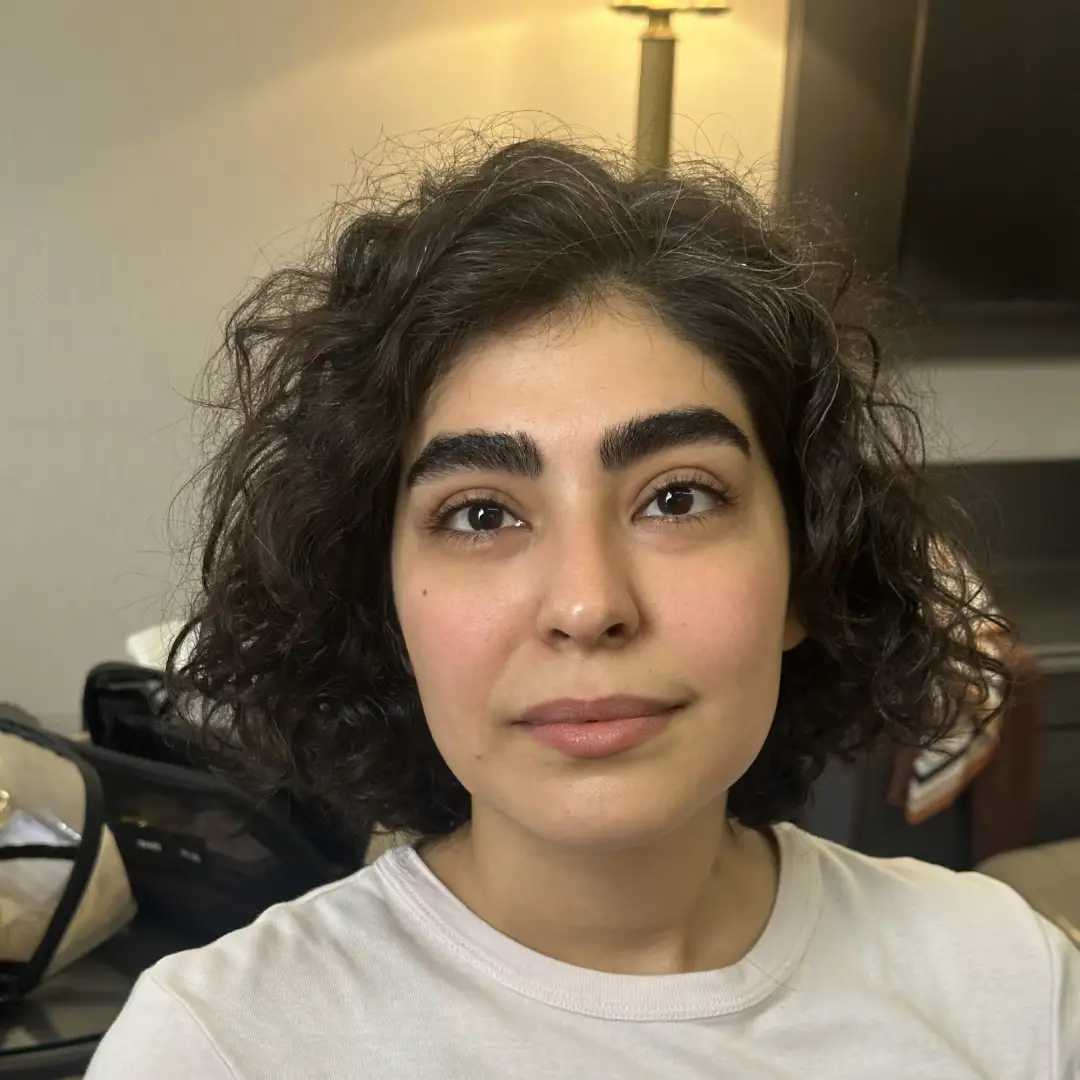 party-makeup-artist-with-soft-glam-model-before party-makeup-artist-with-soft-glam-model-before