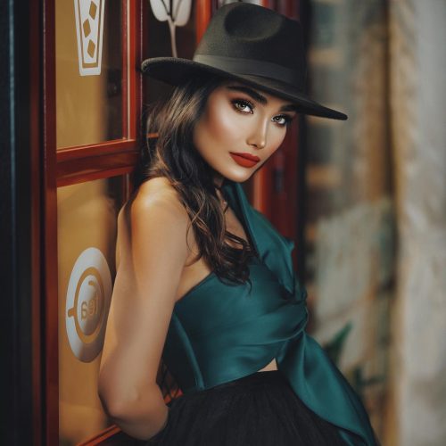 Freelance Makeup Artist Dubai | Mobile & Home Service Makeup Experts
